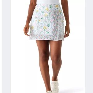 Crown & Ivy Floral Scallop Skort Womens 8P White Skirt Shorts Spring Garden